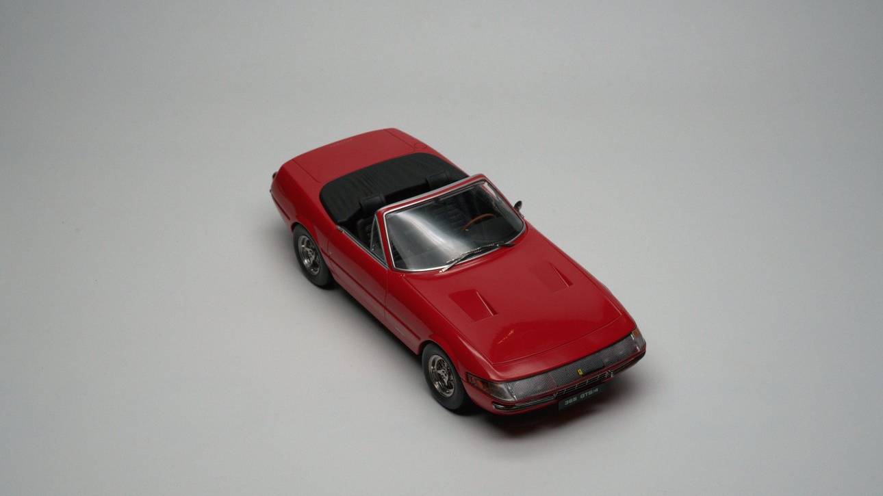Ferrari 365 GTS/4 Daytona Spider
