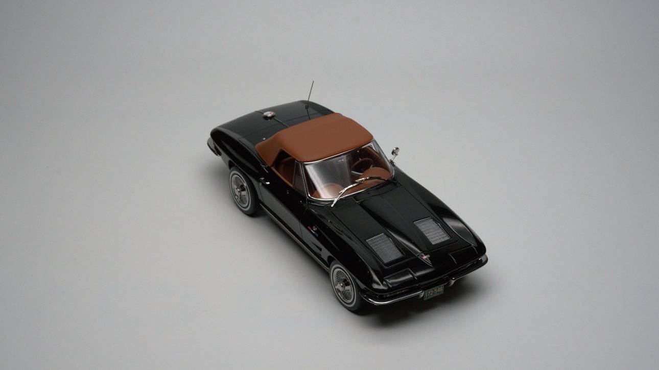 Chevrolet Corvette C2 Sting Ray Convertible